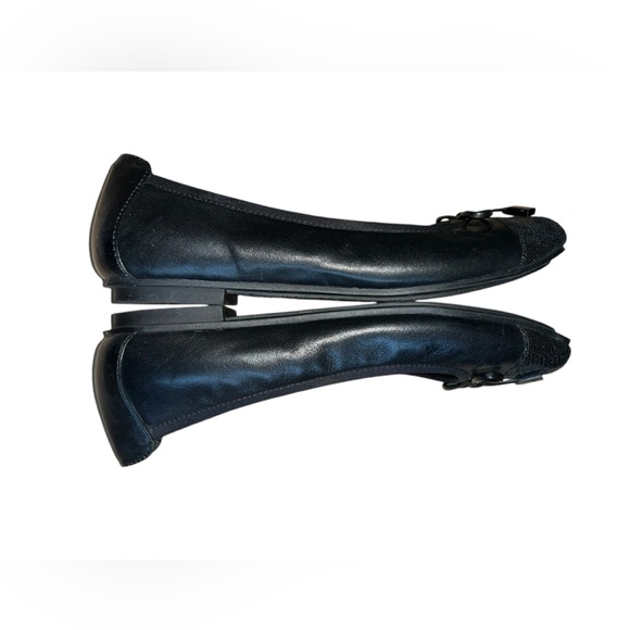 Vionic Black Minna Flats Size 6 NWOB - Picture 3 of 5